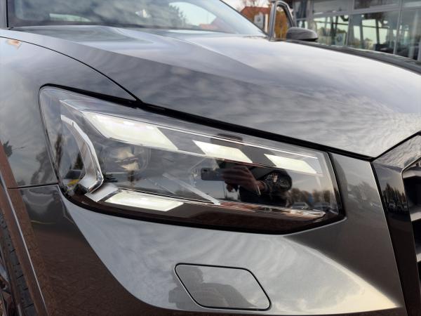 Audi Q2 35 TFSI S-LINE COMP+MATRIX+KAMERA+CARPLAY