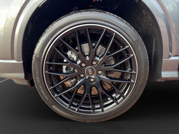 Audi Q2 35 TFSI S-LINE COMP+MATRIX+KAMERA+CARPLAY