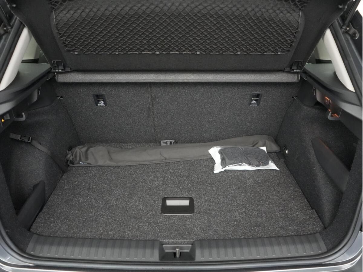 Skoda Kamiq Essence 1.0 TSI DSG 🍂NOVEMBER-SONDERAKTION🍂 *WINTERPAKET*AHK*WIRELESS SMARTLINK*