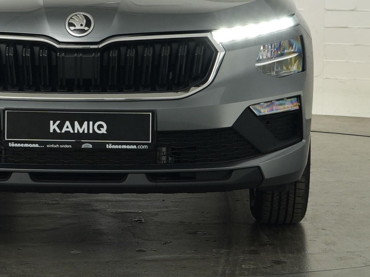 Skoda Kamiq Essence 1.0 TSI DSG 🍂NOVEMBER-SONDERAKTION🍂 *WINTERPAKET*AHK*WIRELESS SMARTLINK*