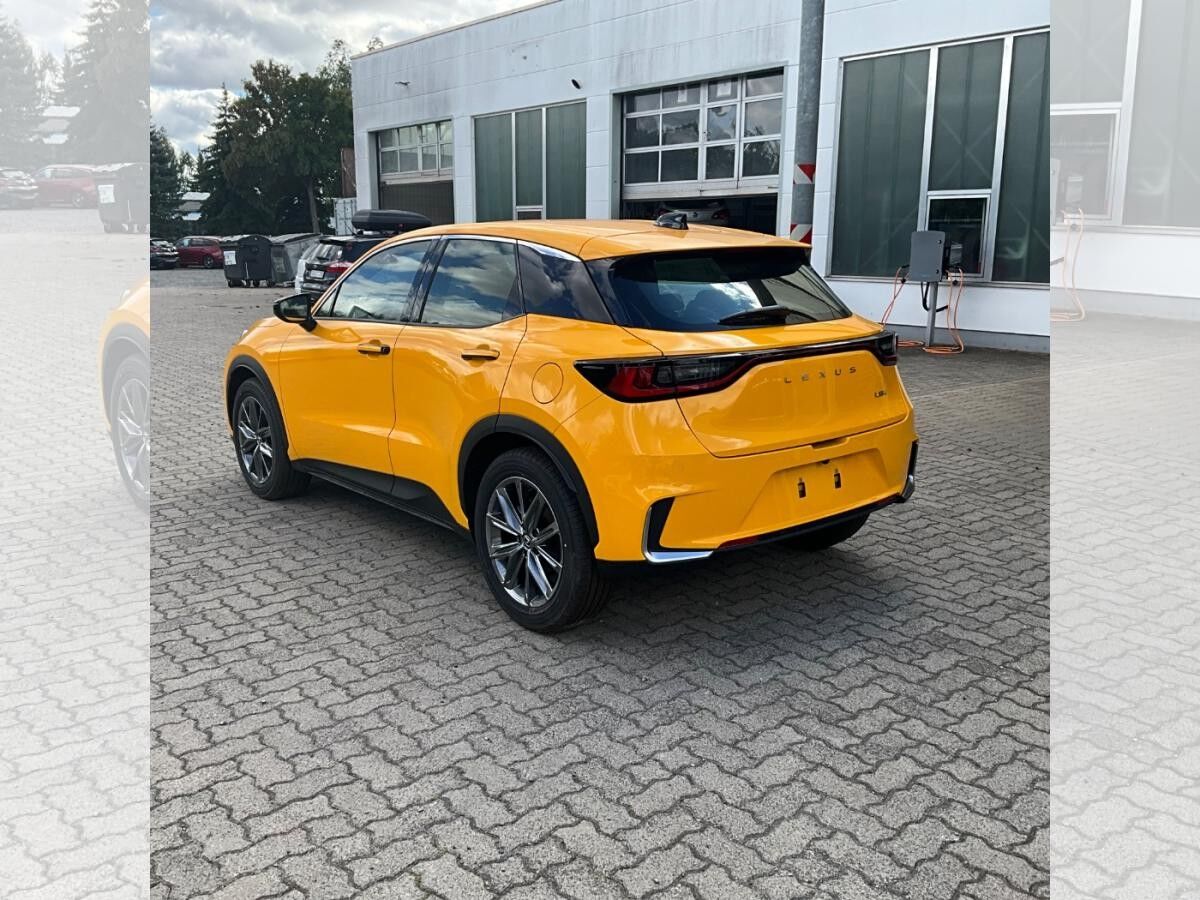 Lexus LBX Komfort Paket