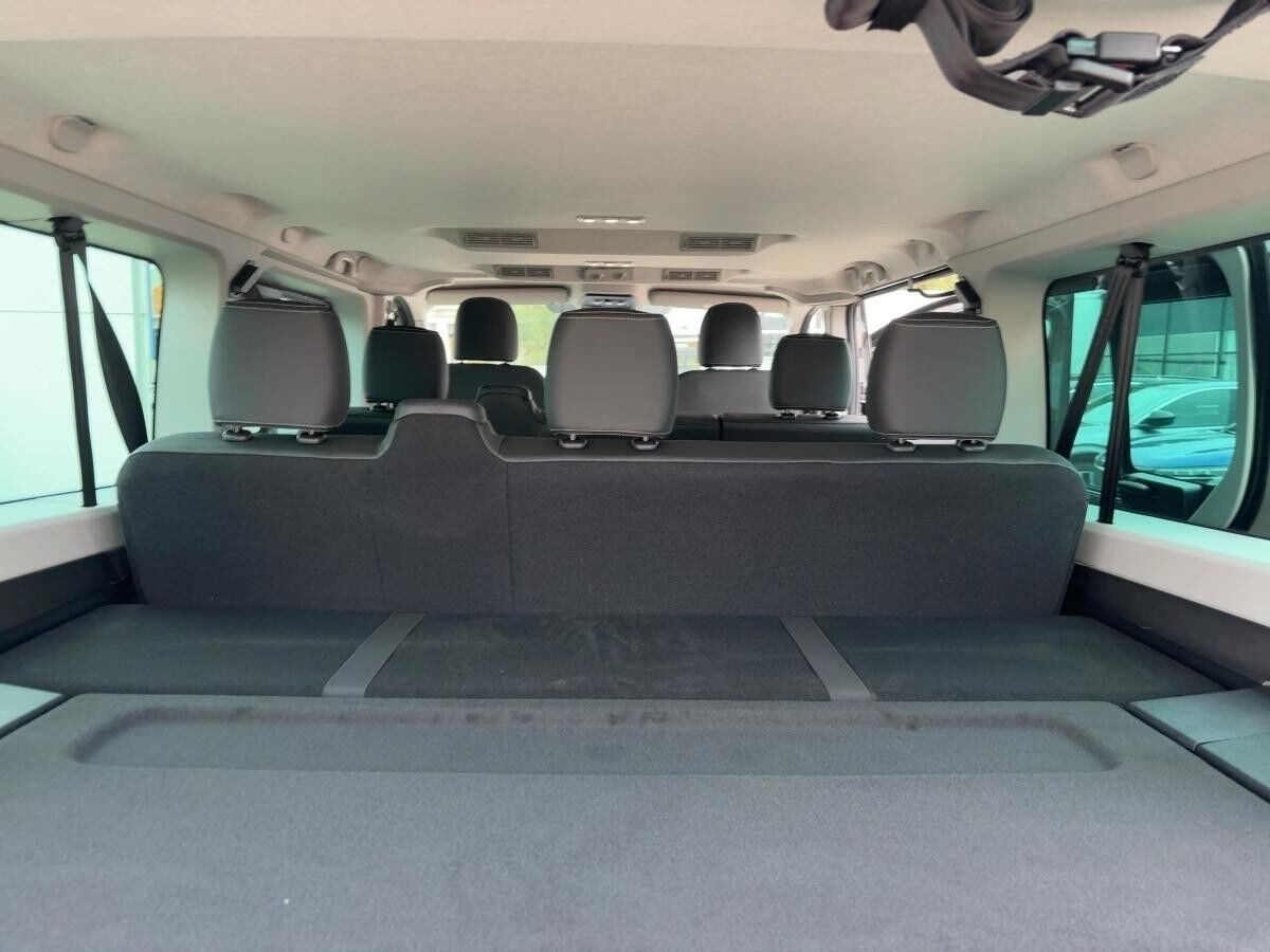 Renault Trafic Pkw Grand Evolution Blue dCi 170 Autom.