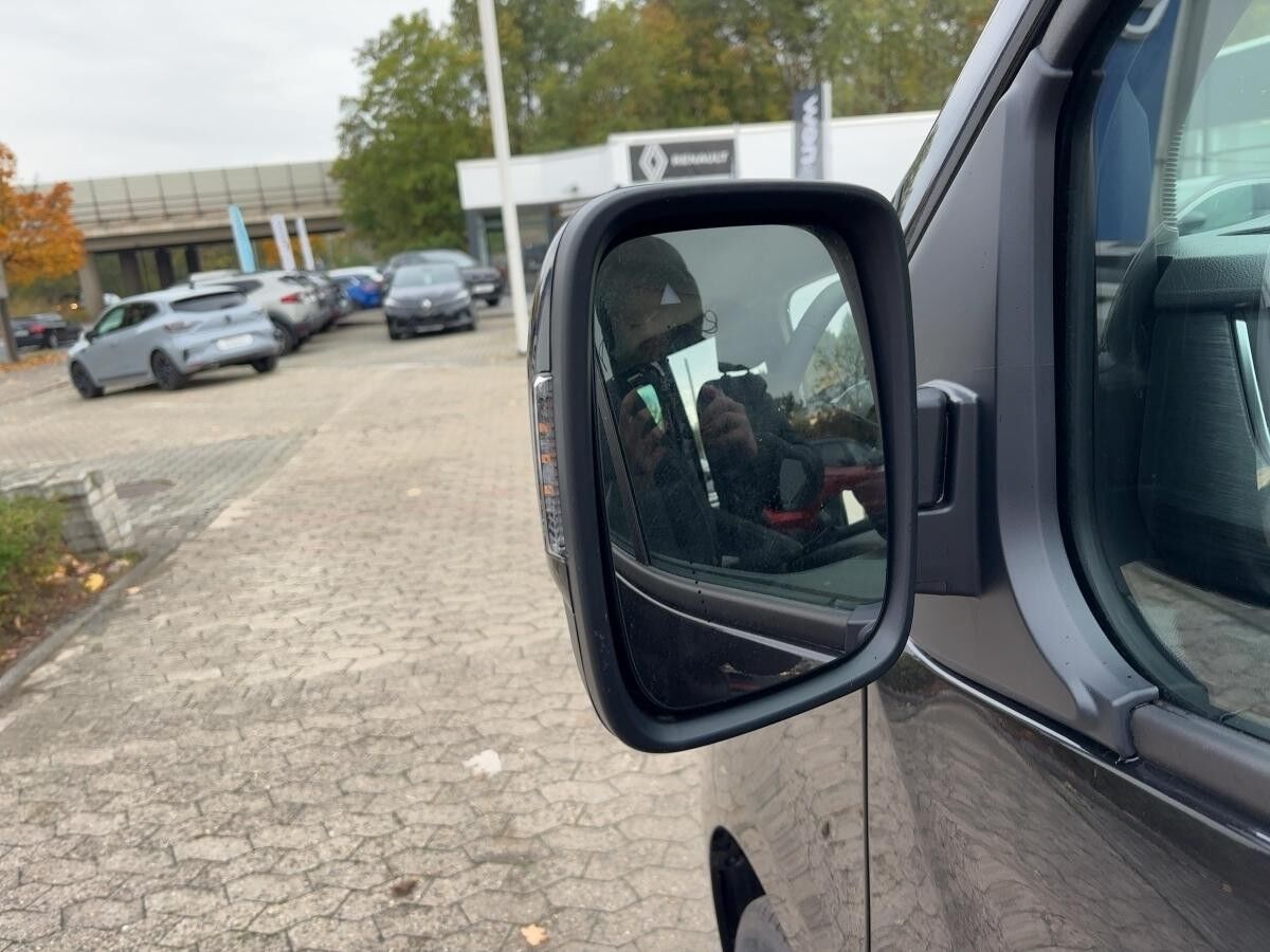 Renault Trafic Pkw Grand Evolution Blue dCi 170 Autom.