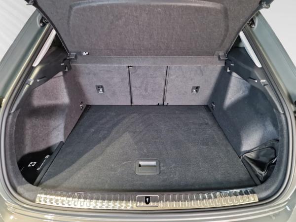 Audi Q3 35 TFSI advanced S-tronic AHK Navi+ PDC+