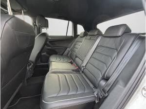 Volkswagen Tiguan R-Line 1.4 eTSI DSG 360° ACC DCC HUD LEDER MATRIX NAVI SHZv+h