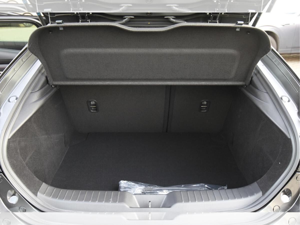 Mazda 3 SoMo e-SKYACTIV-G 2.5 140ps Automatik HOMURA