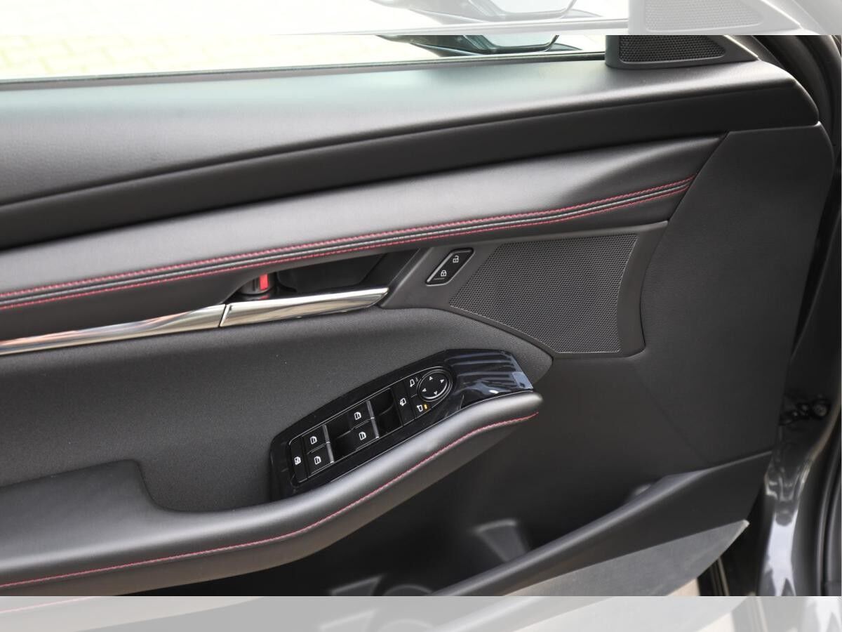 Mazda 3 SoMo e-SKYACTIV-G 2.5 140ps Automatik HOMURA