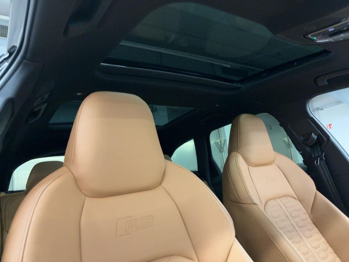 Audi RS6 RS 6 Avant performance tiptronic