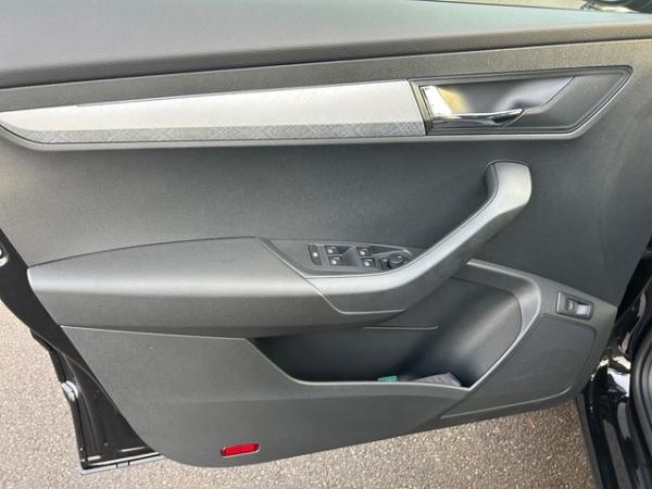 Skoda Karoq 2.0 TDI DSG 4x4 Tour +ACC+AHK+BHZFS+NAVI+360°+