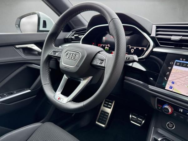 Audi Q3 Sportback S line 40 TFSI quattro S Tronic *WKR*Pano*