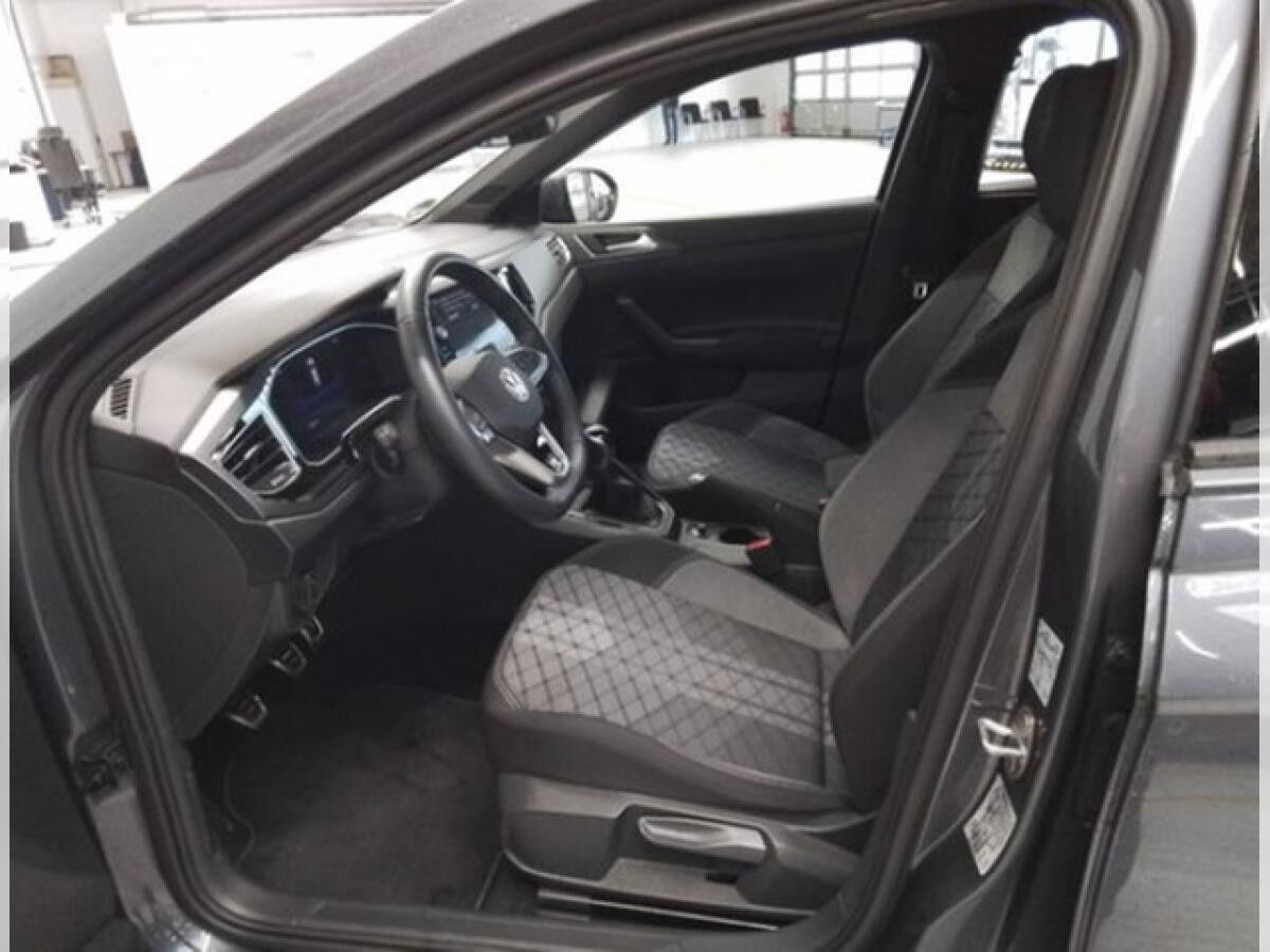 Volkswagen Taigo 1,0 TSI R-Line ACC Matrix Navi 17" Parkpilot