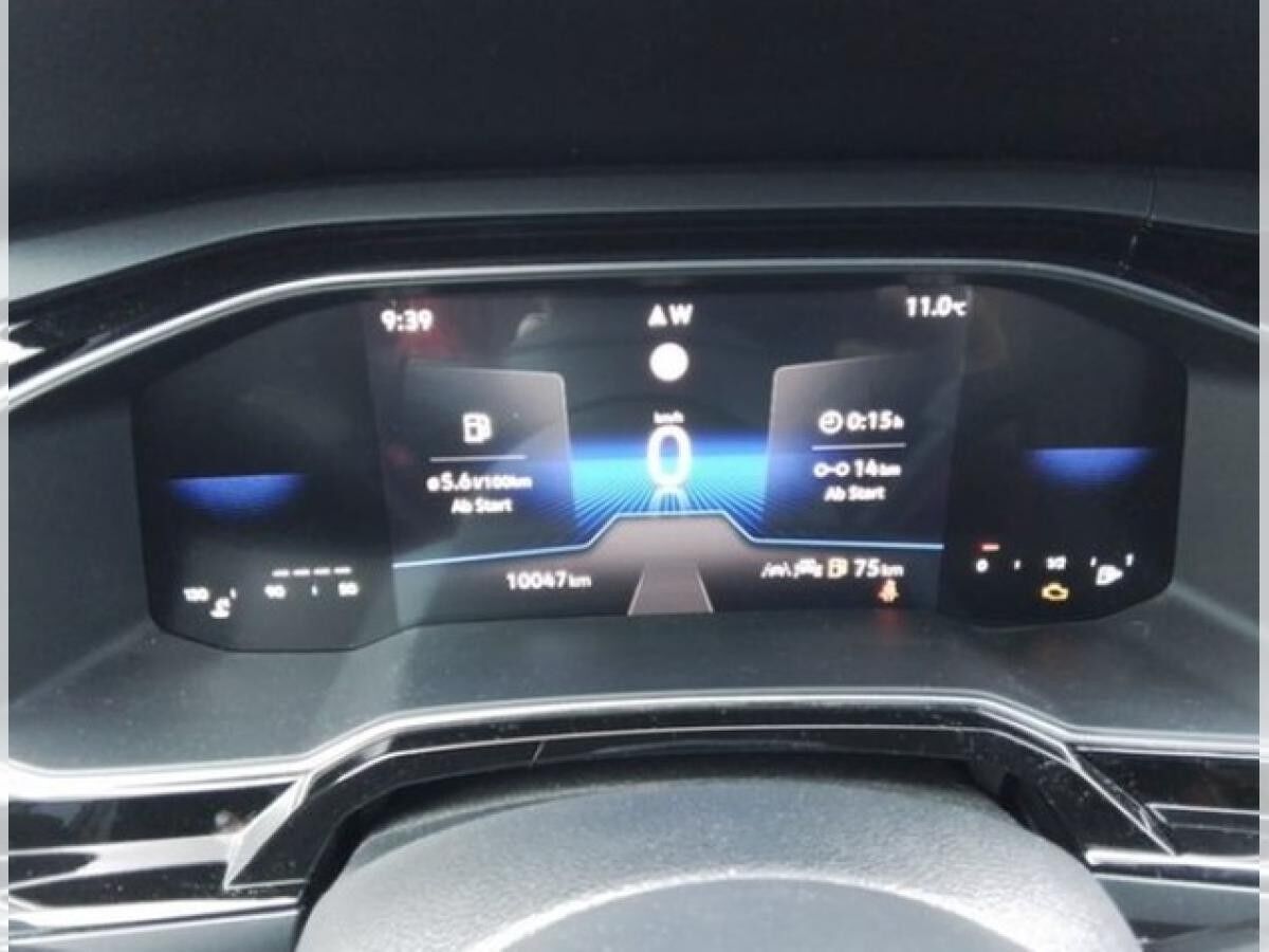 Volkswagen Taigo 1,0 TSI R-Line ACC Matrix Navi 17" Parkpilot