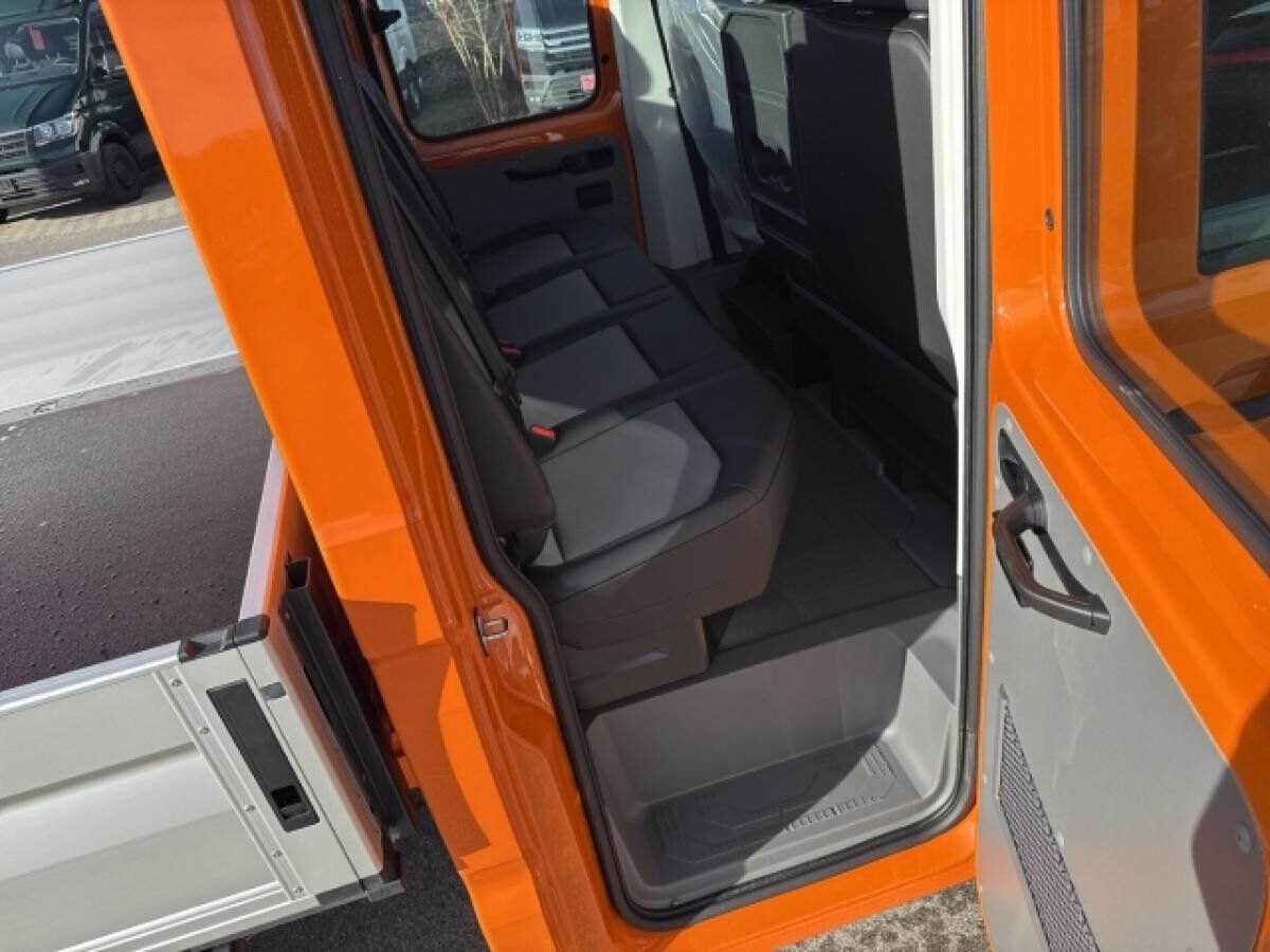 Volkswagen Crafter Pritsche DOKA mittellang 35 Pritschenwagen Doppelkabine Motor  2,0 l TDI EU6 EC SCR 130 kW Getriebe: