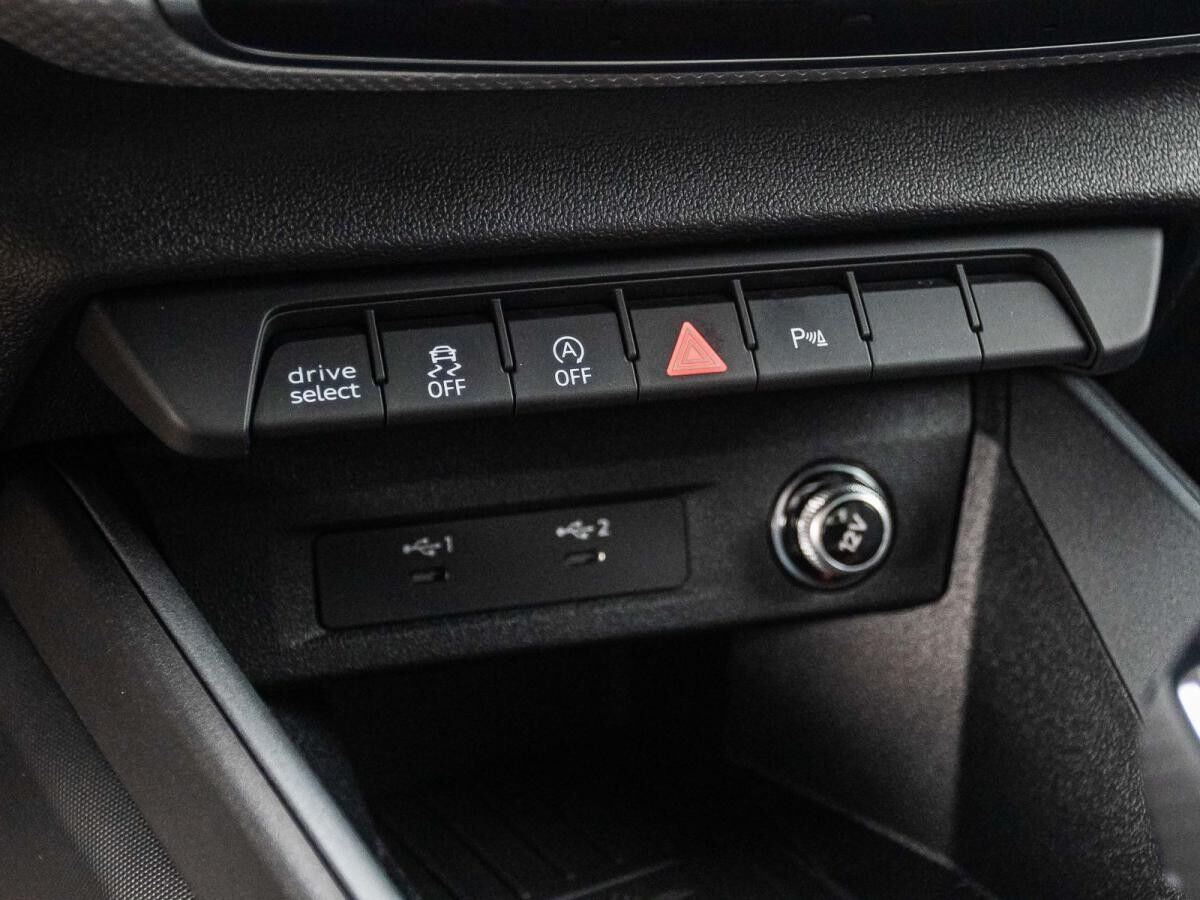 Audi A1 Sportback S line 30 TFSI 116PS S tronic virtual EPH-plus 18" S-Line plus