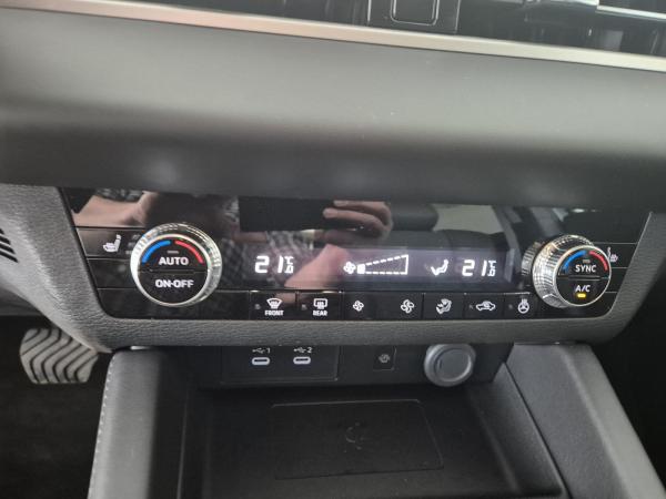 Mitsubishi Outlander 2.4 PHEV 4WD Intro Edition