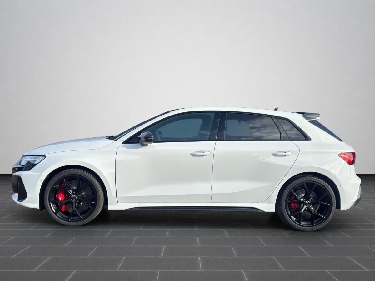 Audi RS3 RS 3 Sportback*MEGA-AKTION*RS Abgas*uPE: €92.170,-*RS Schalensitze*Carbon-Flügel*RS Carbonpaket*RS D