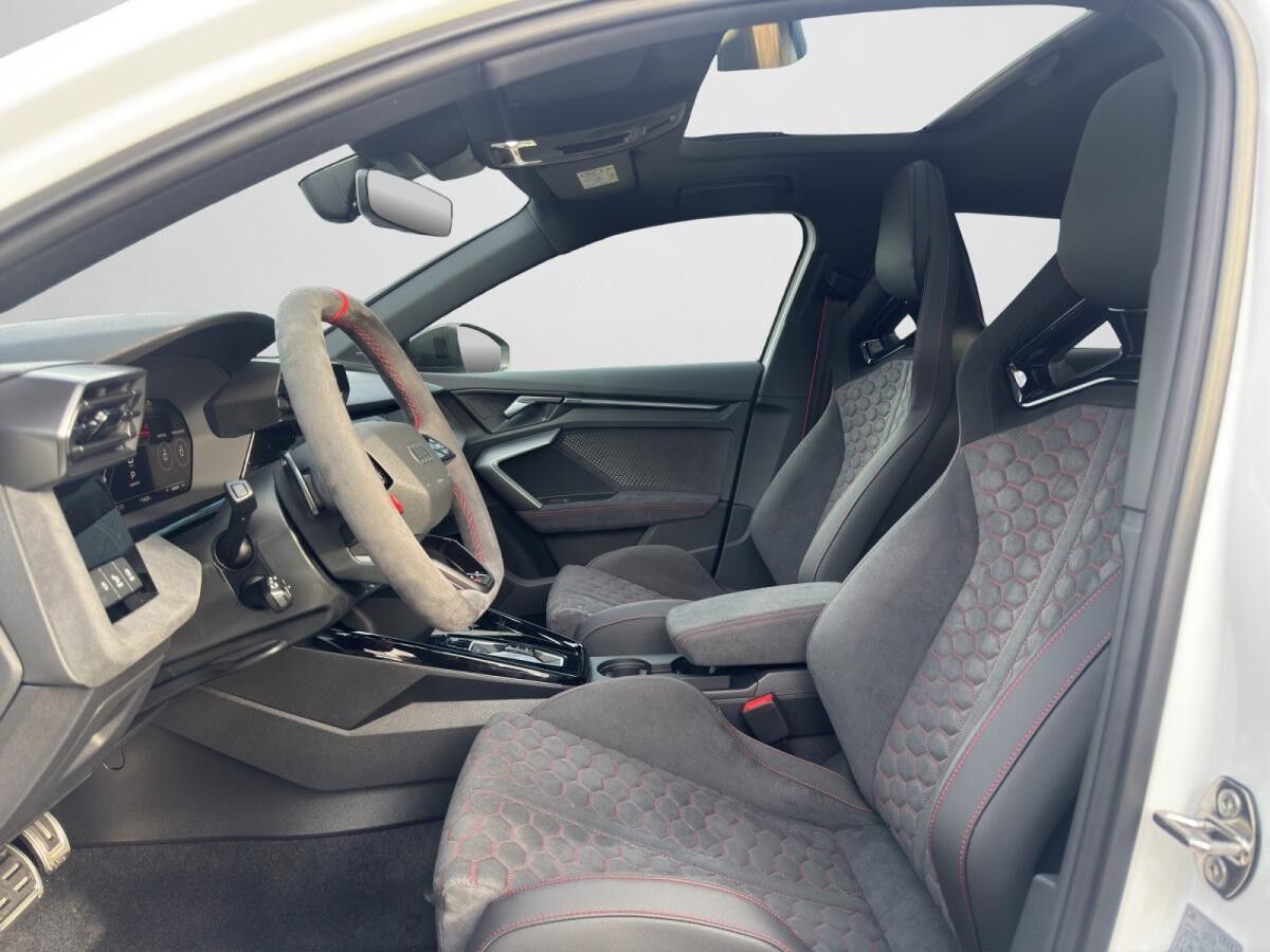 Audi RS3 RS 3 Sportback*MEGA-AKTION*RS Abgas*uPE: €92.170,-*RS Schalensitze*Carbon-Flügel*RS Carbonpaket*RS D