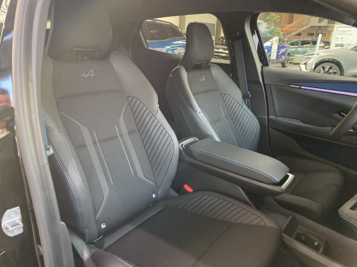 Renault Megane E-Tech 100% E Esprit Alpine 220 Comfort R