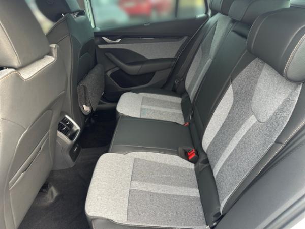 Skoda Octavia Combi 1.5 TSI Tour AHK*Assistenzpaket