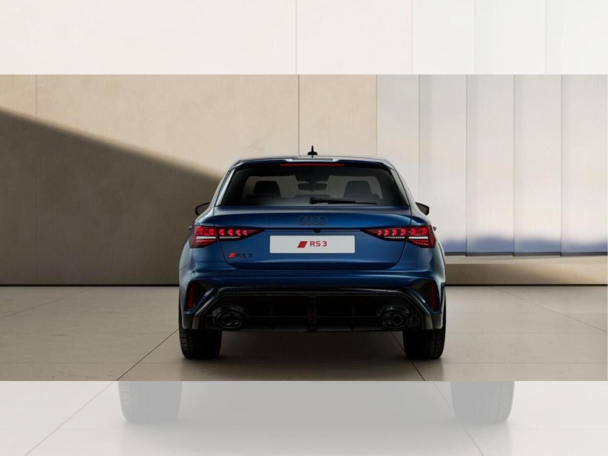 Audi RS3 RS Sportabgasanlage, PanoDach, Anhebung V-Max