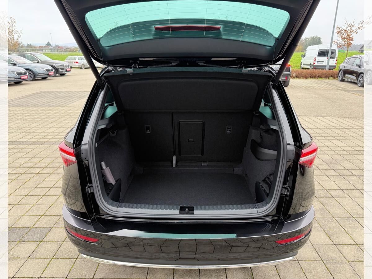 Skoda Karoq SPORTLINE 2026 1.5 TSI 110 kW DSG (UVP 52.160€/KW14/26) NAV/PANO/TRAVEL/CANTON/AHK/MATRIX/UVM.