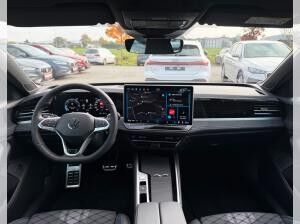 Volkswagen Passat Variant 2026 R-Line 2.0 TDI 4MOTION 193 DSG (UVP 70.220€/SOFORT) MATRIX/STANDHEIZ/HEAD/NAV15/19"/IQ.