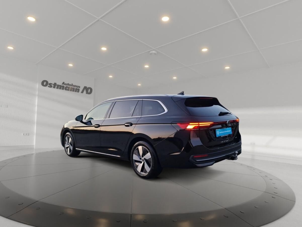 Volkswagen Passat Variant 1.5 eTSI W Business 360 ACC AHK