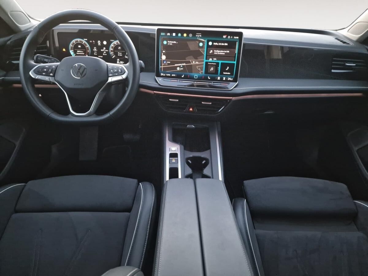 Volkswagen Passat Variant 1.5 eTSI W Business 360 ACC AHK