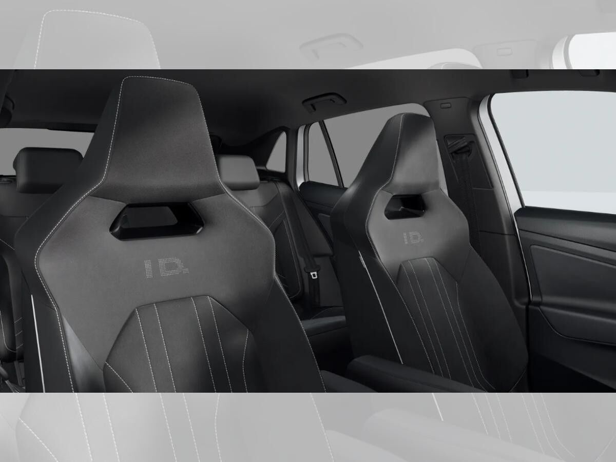 Volkswagen ID.4 Pure Matrix AHK RFK ACC Anschlussgarantie