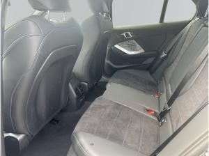 BMW 118 118d Hatch 396? netto/mtl*M Sportp.*Adapt. M Fahrw.*Adapt. LED*DAB*Kamera*Driving+Parking Assist.*