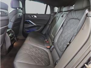 BMW X6 xDrive40i 557? netto/mtl.*M Sport*LC Prof.*HUD*AHK*Pano*Adapt.LED*Luftfederung*Driving+Parking Assis