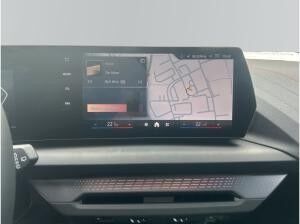 BMW 118 118d Hatch 396? netto/mtl*M Sportp.*Adapt. M Fahrw.*Adapt. LED*DAB*Kamera*Driving+Parking Assist.*