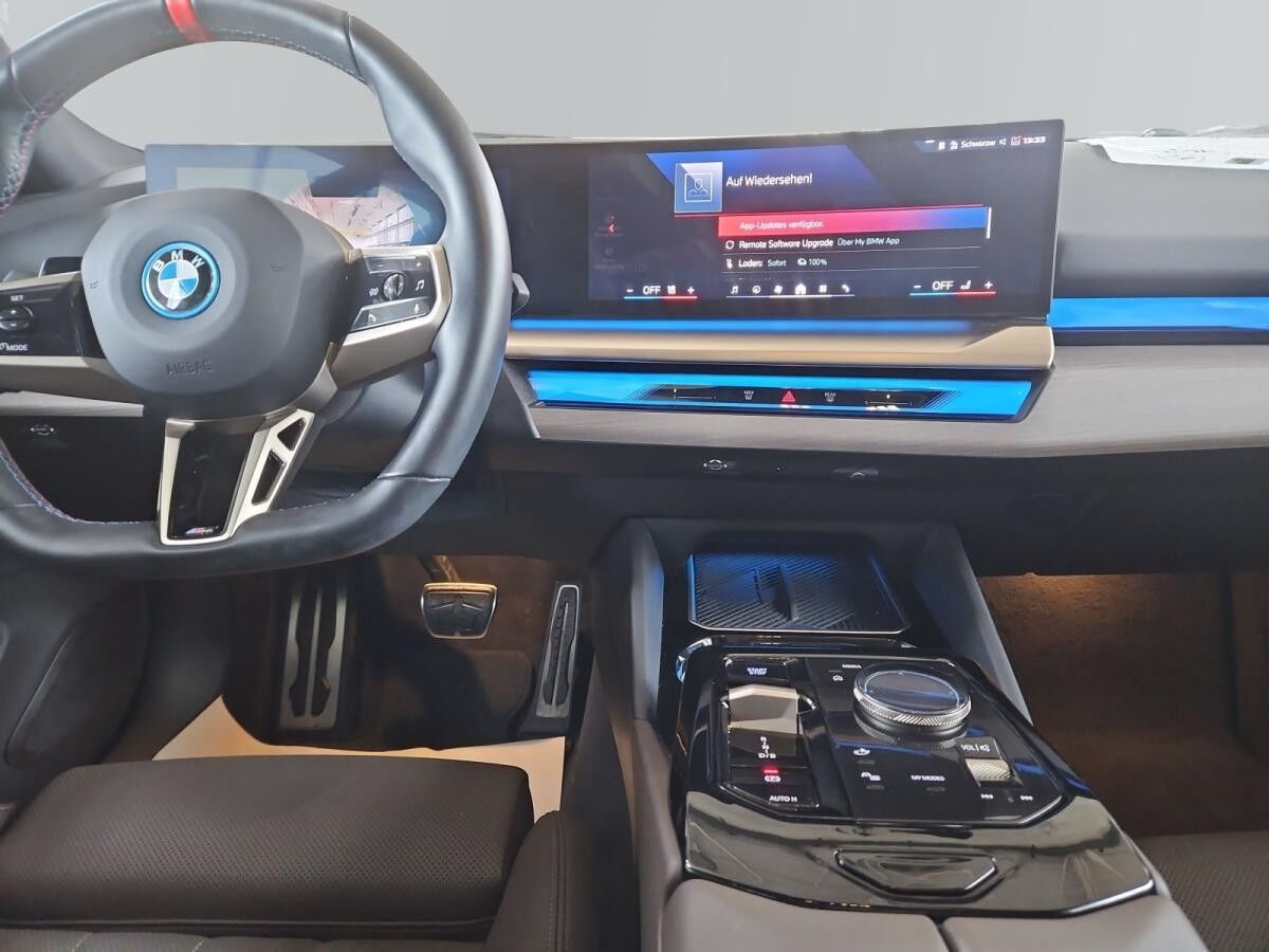 BMW i5 M60 xDrive Touring*638? Netto o. Anz*M Sport Pro*20 Zoll*B&W*AHK*Pano*