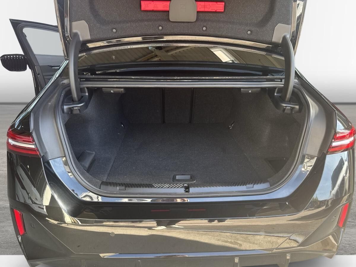 BMW i5 M60 xDrive Limousine 468? netto/mtl.*Pano*HiFi H&K*Head-Up*LED*DAB*Parkassist Prof*