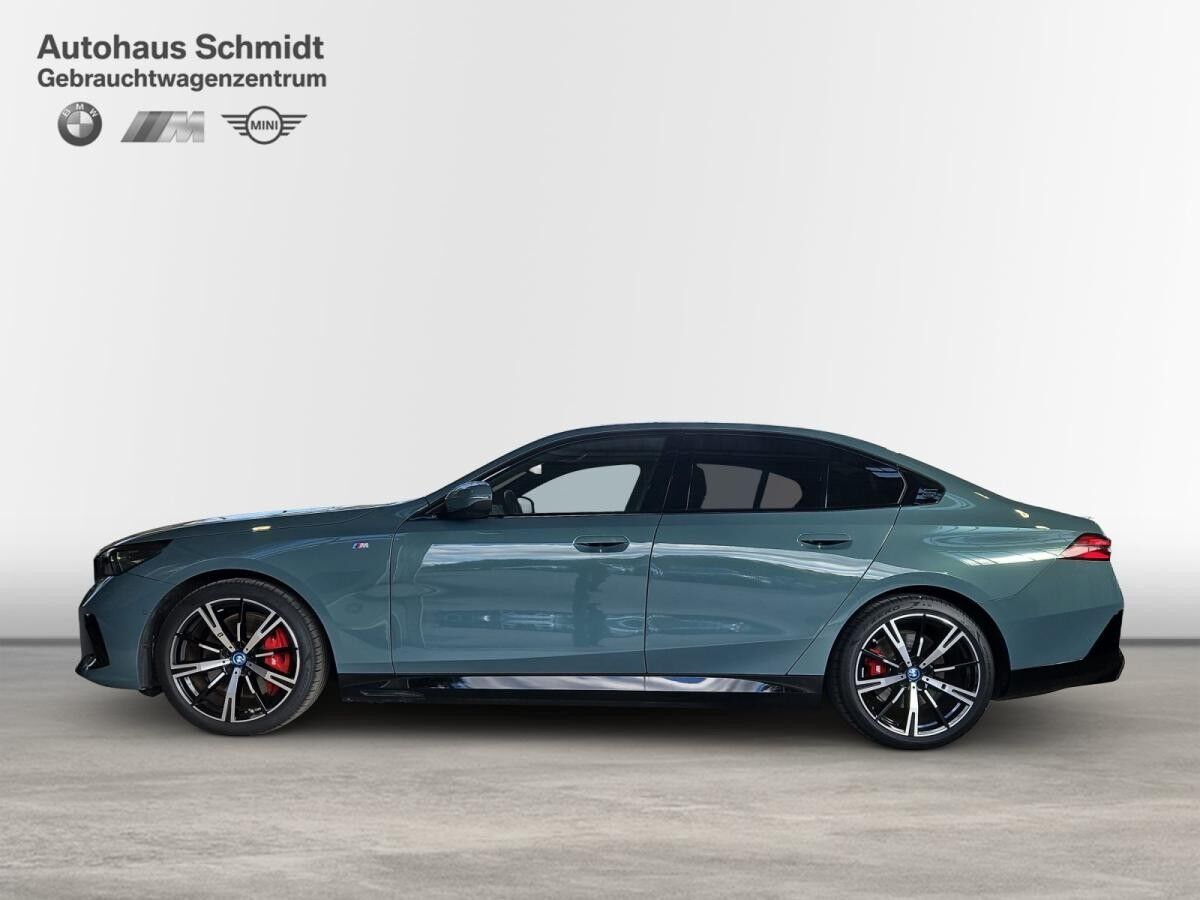 BMW i5 xDrive40 Limousine 515? netto/mtl.*M Sportpaket Pro*20 *LC Prof.*HUD*AHK*B&W*DAB*Adapt.LED*Adapt.Fah