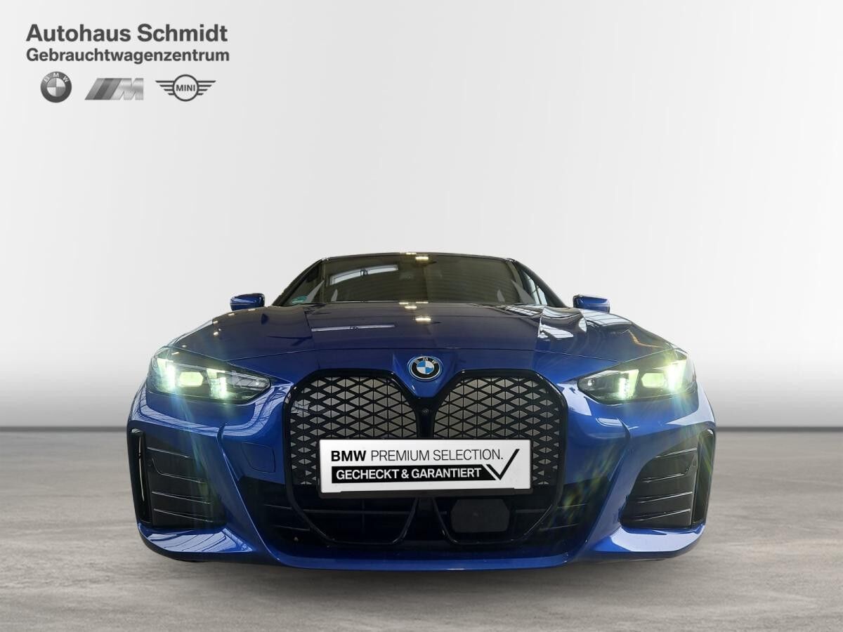 BMW i4 xDrive40 Gran Coupé 443? netto/mtl.*M Sportpaket Pro*19 *LC Prof.*HUD*AHK*H/K*DAB*Adapt.LED*Adapt. M