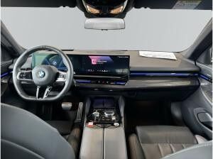 BMW 540 540d xDrive Limousine 760? netto/mtl.*M Sportpaket*LC Prof.*HUD*H/K*DAB*Adapt.LED*Driving+Parking As
