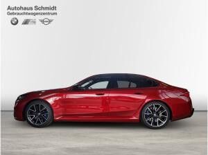 BMW M5 Limousine 1522? netto/mtl.*M Drive Prof.*LC Prof.*HUD*B&W*Pano*Driving Assist. Prof.*Parking Assist.