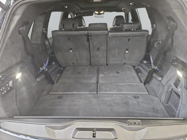 BMW X7 xDrive40d 912? netto/mtl.*M Sportpaket Pro*22 *LC Prof.*HUD*AHK*H/K*DAB*Driving+Parking Assist. Prof