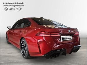 BMW M5 Limousine 1522? netto/mtl.*M Drive Prof.*LC Prof.*HUD*B&W*Pano*Driving Assist. Prof.*Parking Assist.