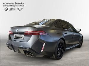 BMW M5 Limousine 1499? netto/mtl.*M Drive Prof.*LC Prof.*HUD*B&W*AHK*Adapt.LED*Driving+Parking Assist.Prof*