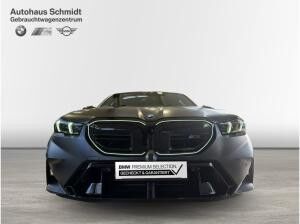 BMW M5 Limousine 1499? netto/mtl.*M Drive Prof.*LC Prof.*HUD*B&W*AHK*Adapt.LED*Driving+Parking Assist.Prof*