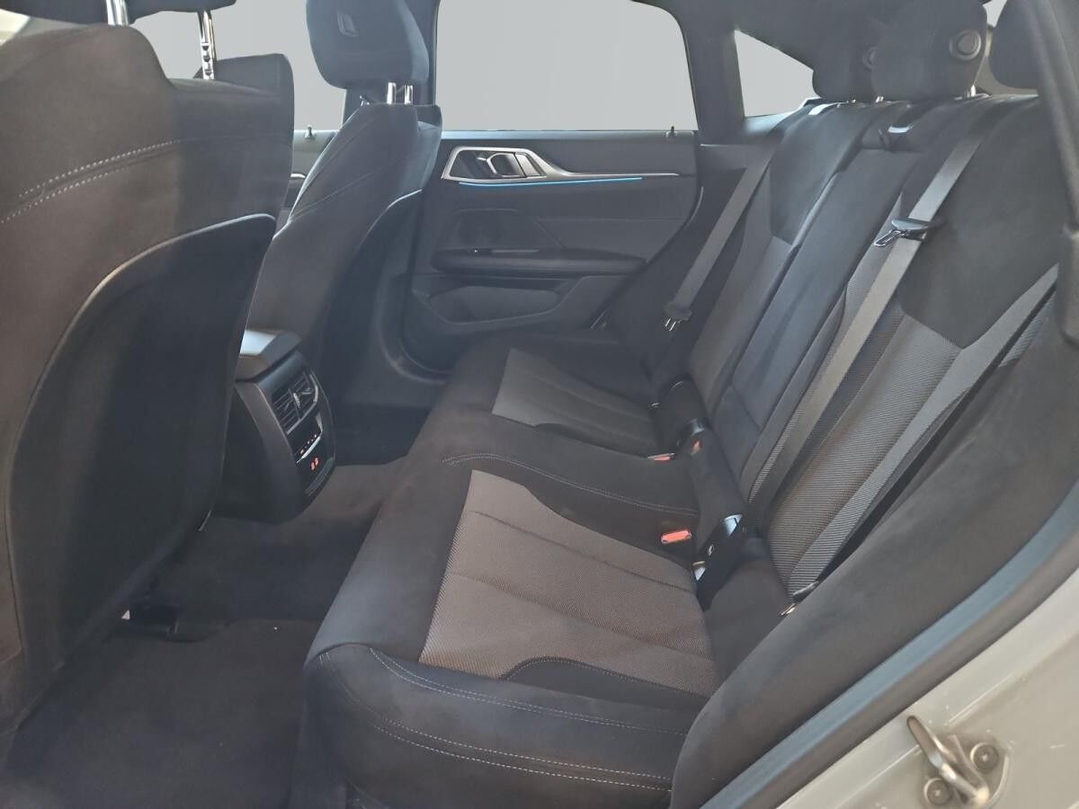 BMW i4 xDrive40 Gran Coupé 476? netto/mtl.*M Sportpaket*LC Prof.*HUD*HiFi*DAB*GSD*Adapt. M-Fahrw.*Adapt.LED