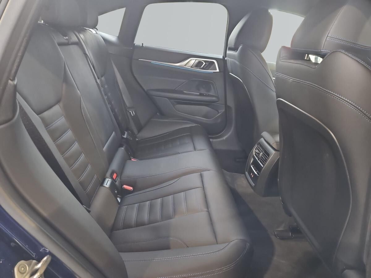 BMW i4 xDrive40 Gran Coupé 494? netto/mtl.*M Sportpaket*19 *LC Prof.*HUD*HiFi*AHK*Driving Assist.Prof.*Park