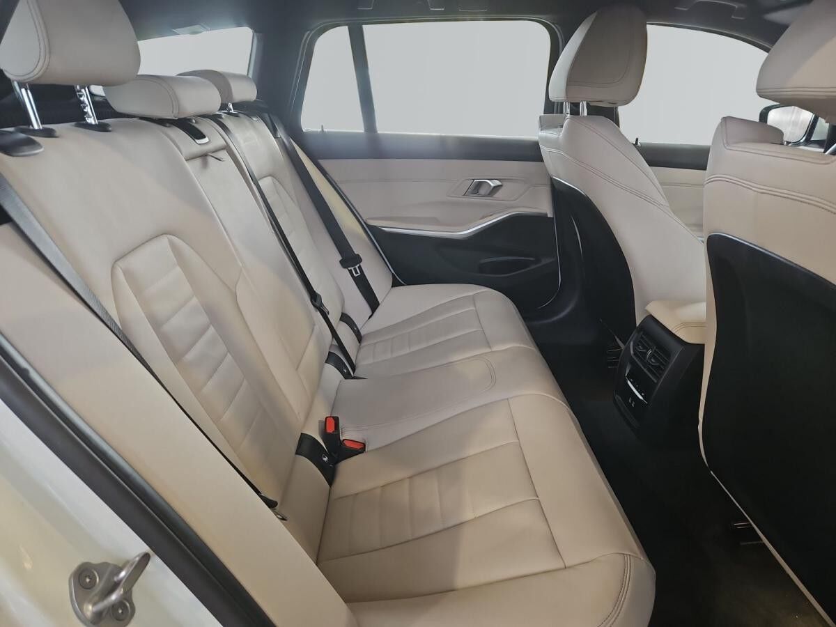 BMW 330 330e xDrive Touring*319? netto*M Sportpaket*HiFi*Memory*Head-Up*DrivAProf*Komfortzg*LED*DAB*