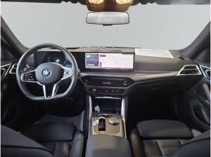 BMW i4 xDrive40 Gran Coupé 494? netto/mtl.*M Sportpaket*19 *LC Prof.*HUD*HiFi*AHK*Driving Assist.Prof.*Park