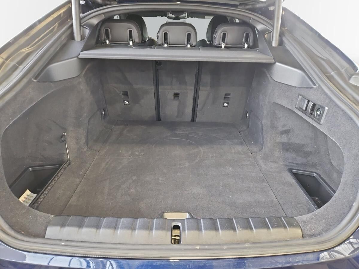 BMW i4 xDrive40 Gran Coupé 494? netto/mtl.*M Sportpaket*19 *LC Prof.*HUD*HiFi*AHK*Driving Assist.Prof.*Park