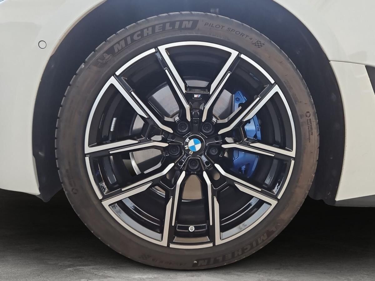 BMW i4 eDrive40 Gran Coupé 410? netto/mtl.*M Sportpaket*19 *LC Prof.*HUD*H/K*Driving Assist. Prof.*Parking