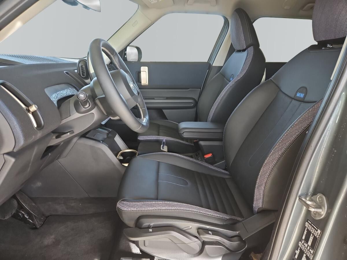 MINI Countryman S ALL4 *Classic Trim*Navi*HUD*DAB*LED*Pano*AHK*Paket M+*Driving+Parking Assist.*