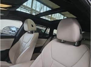 BMW 330 330e xDrive Touring 336? netto/mtl.*M Sportpaket Pro*H&K Surround*Pano*AHK*Head-Up*DriveAProf*ParkAP